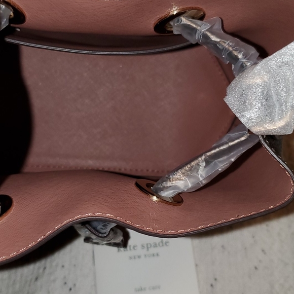 Kate Spade Eva Ash Metallic Bucket Bag - Picture 6 of 8